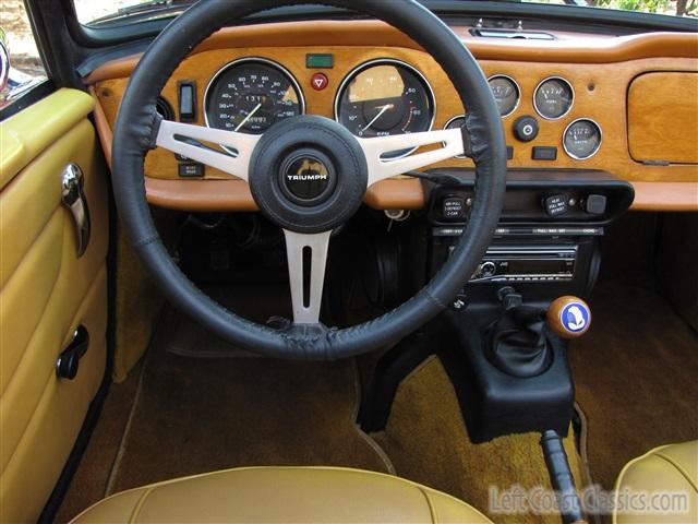 1973-triumph-tr6-115.jpg