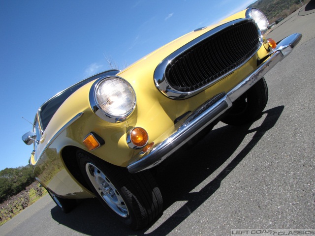 1973-volvo-p1800-es-extras-087.jpg