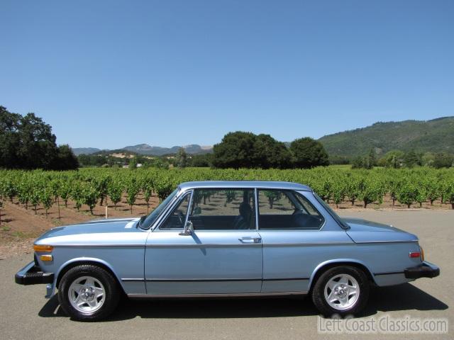 1974-bmw-2002tii-008.jpg