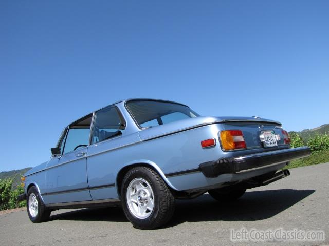 1974-bmw-2002tii-015.jpg