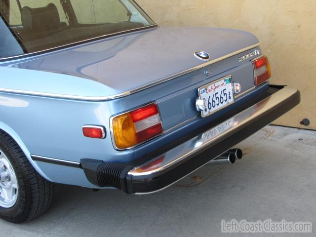 1974-bmw-2002tii-073.jpg