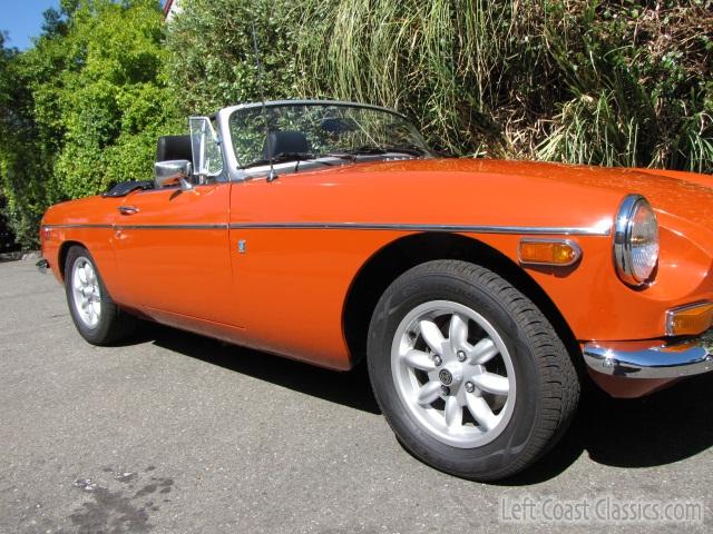 1974-mgb-roadster-039.jpg