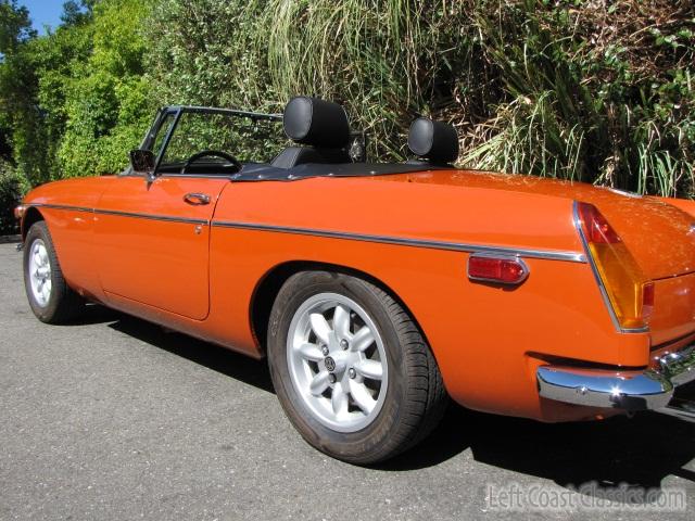 1974-mgb-roadster-041.jpg