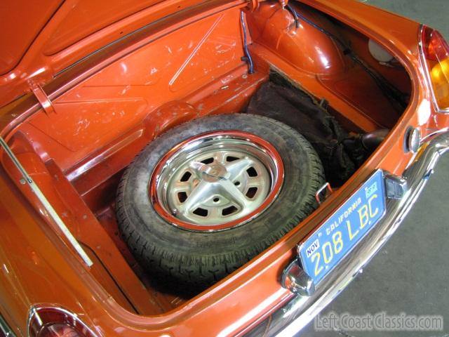 1974-mgb-roadster-075.jpg