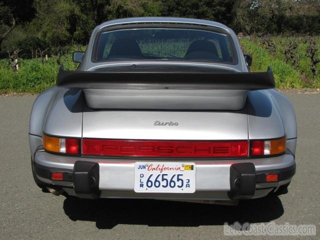 1976-porsche-911-turbo-811.jpg