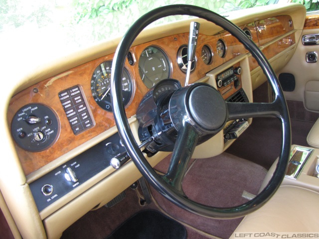 1978-rolls-royce-silver-shadow-ii-086.jpg