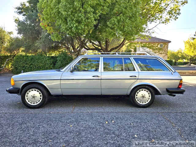 1984 Mercedes 300TD Wagon Slide Show
