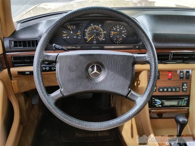 1984-mercedes-benz-300sd-104.jpg