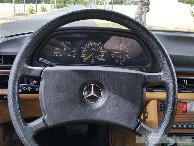 1984-mercedes-benz-300sd-106.jpg