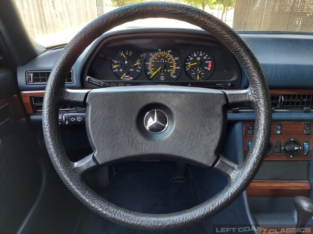 1984-mercedes-benz-380se-087.jpg