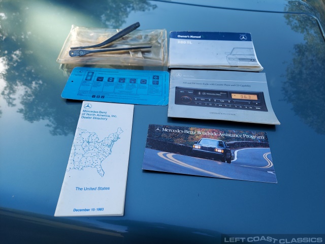 1984-mercede-benz-380sl-r107-146.jpg