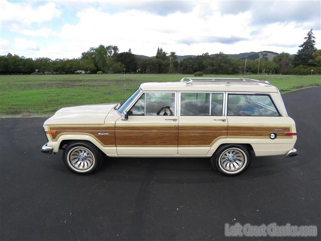 1985-jeep-grand-wagoneer-013.jpg