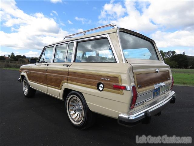 1985-jeep-grand-wagoneer-016.jpg