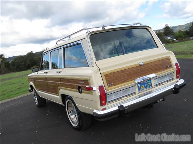 1985-jeep-grand-wagoneer-025.jpg