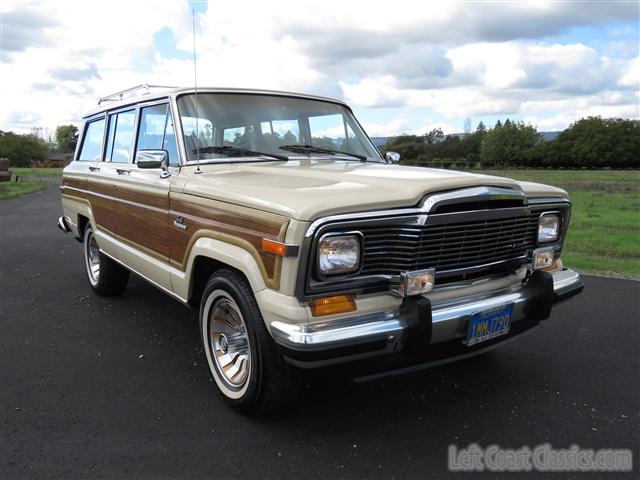 1985-jeep-grand-wagoneer-038.jpg