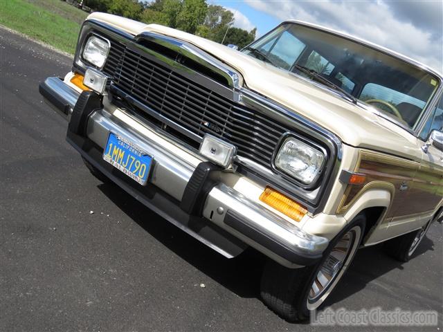 1985-jeep-grand-wagoneer-056.jpg