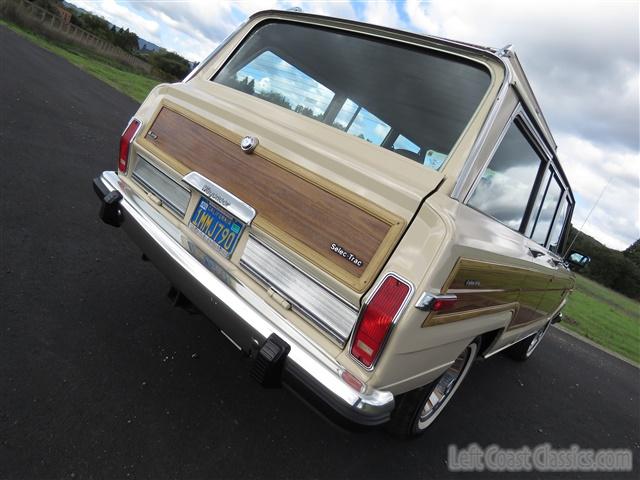 1985-jeep-grand-wagoneer-070.jpg