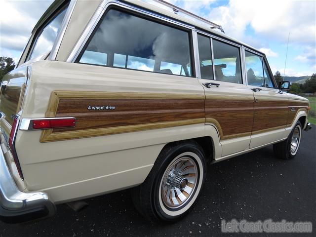 1985-jeep-grand-wagoneer-096.jpg