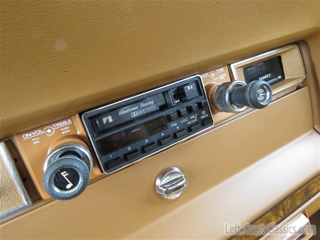 1985-jeep-grand-wagoneer-136.jpg