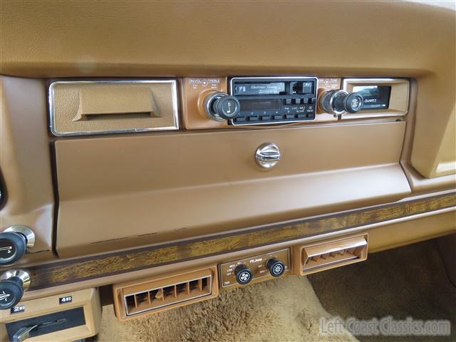 1985-jeep-grand-wagoneer-162.jpg