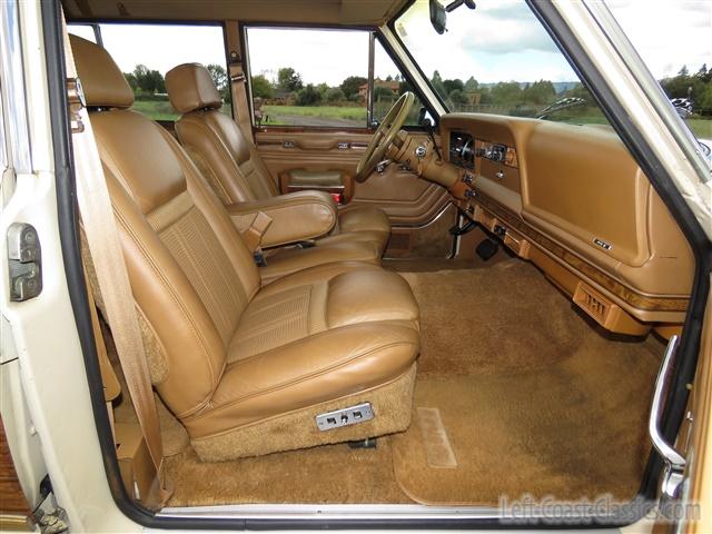 1985-jeep-grand-wagoneer-167.jpg