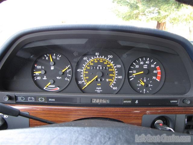 1985-mercedes-380se-111.jpg