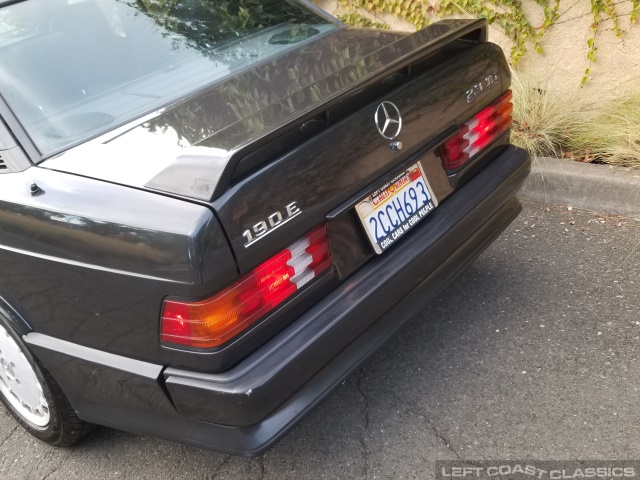 1985-mercedes-benz-190e-cosworth-033.jpg