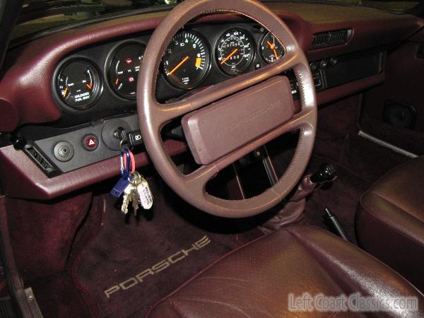 1985-porsche-911-carrera-636.jpg