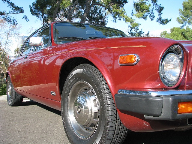 1985 Jaguar Sovereign Close-up