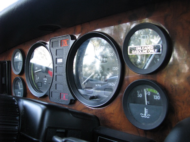 1985 Jaguar Sovereign Dash