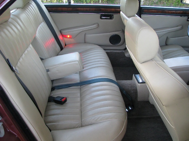 1985 Jaguar Sovereign Interior