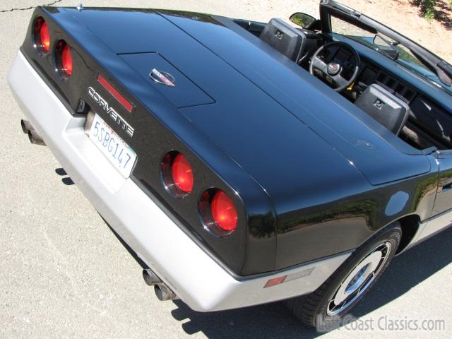1986-chevrolet-corvette-convertible-0009.jpg