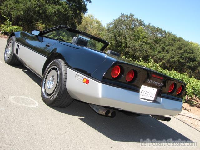 1986-chevrolet-corvette-convertible-0024.jpg
