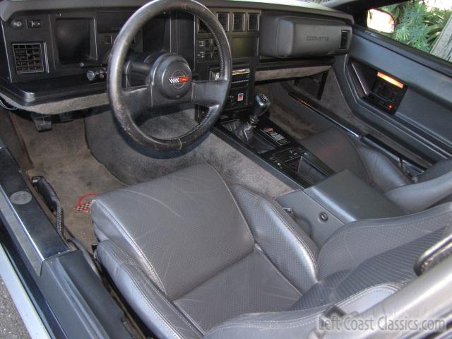 1986-chevrolet-corvette-convertible-008.jpg