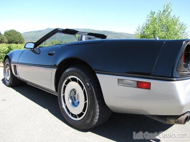 1986-chevrolet-corvette-convertible-048.jpg