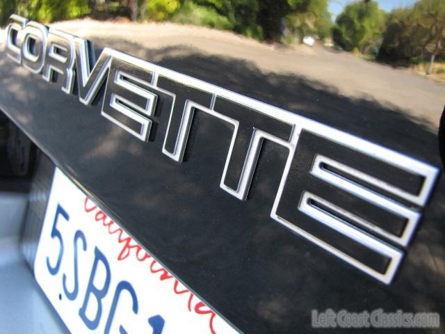 1986-chevrolet-corvette-convertible-050.jpg
