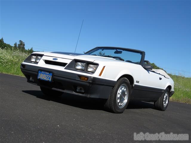 1986-ford-mustang-gt-convertible-008.jpg
