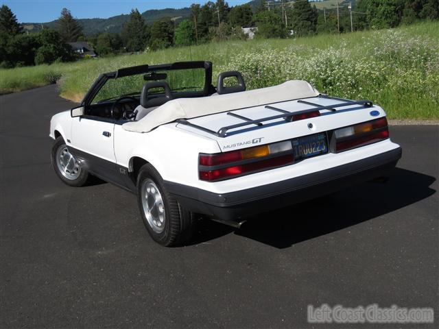 1986-ford-mustang-gt-convertible-028.jpg