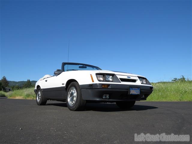 1986-ford-mustang-gt-convertible-057.jpg