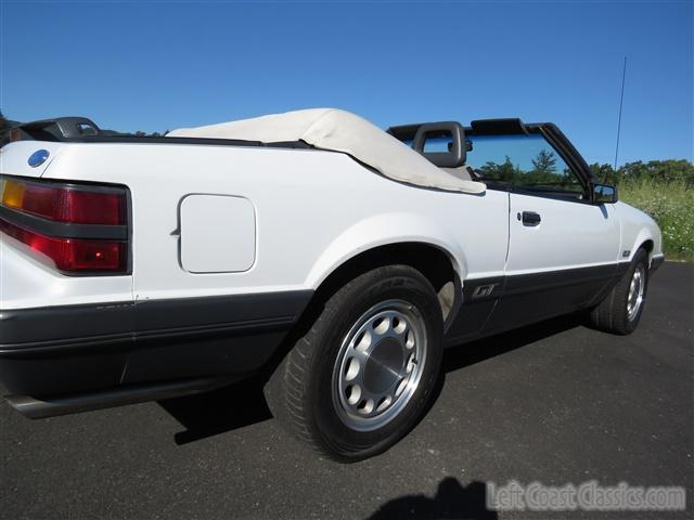 1986-ford-mustang-gt-convertible-094.jpg