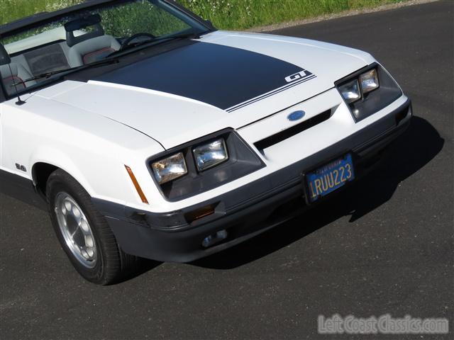 1986-ford-mustang-gt-convertible-132.jpg