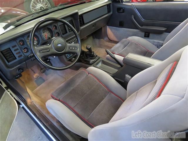 1986-ford-mustang-gt-convertible-151.jpg