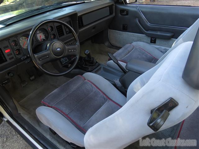 1986-ford-mustang-gt-convertible-157.jpg