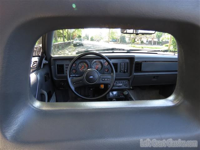1986-ford-mustang-gt-convertible-163.jpg