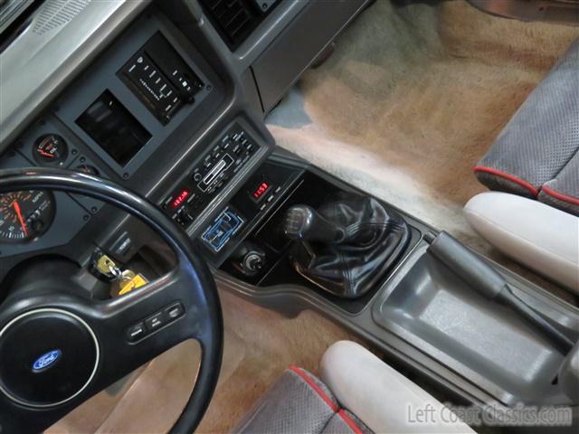 1986-ford-mustang-gt-convertible-174.jpg