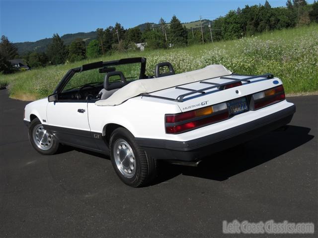 1986-ford-mustang-gt-convertible-258.jpg