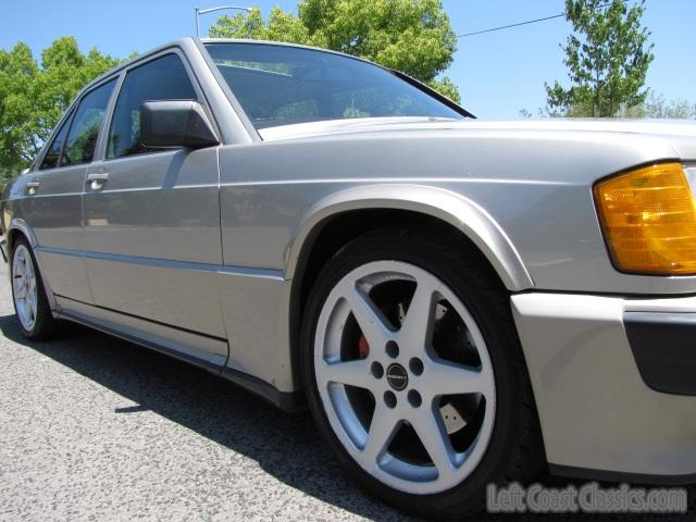 1986-mercedes-benz-190e-234.jpg