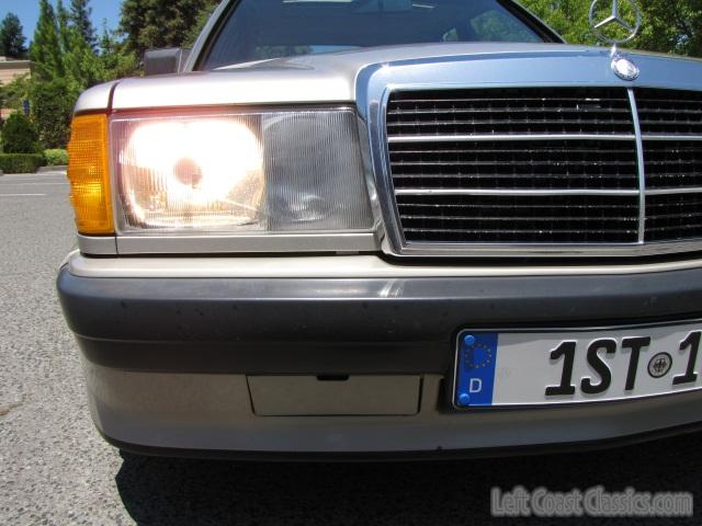 1986-mercedes-benz-190e-299.jpg