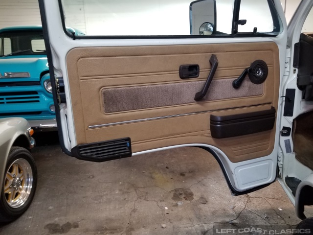 1986-vw-westfalia-camper-095.jpg