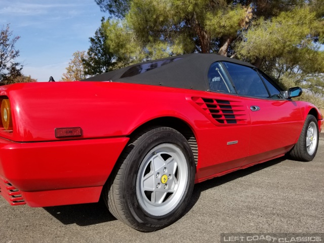 1987-ferrari-mondial-077.jpg